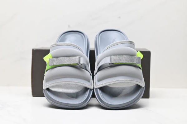 Шлепанцы Jordan купить в-time2win.ru